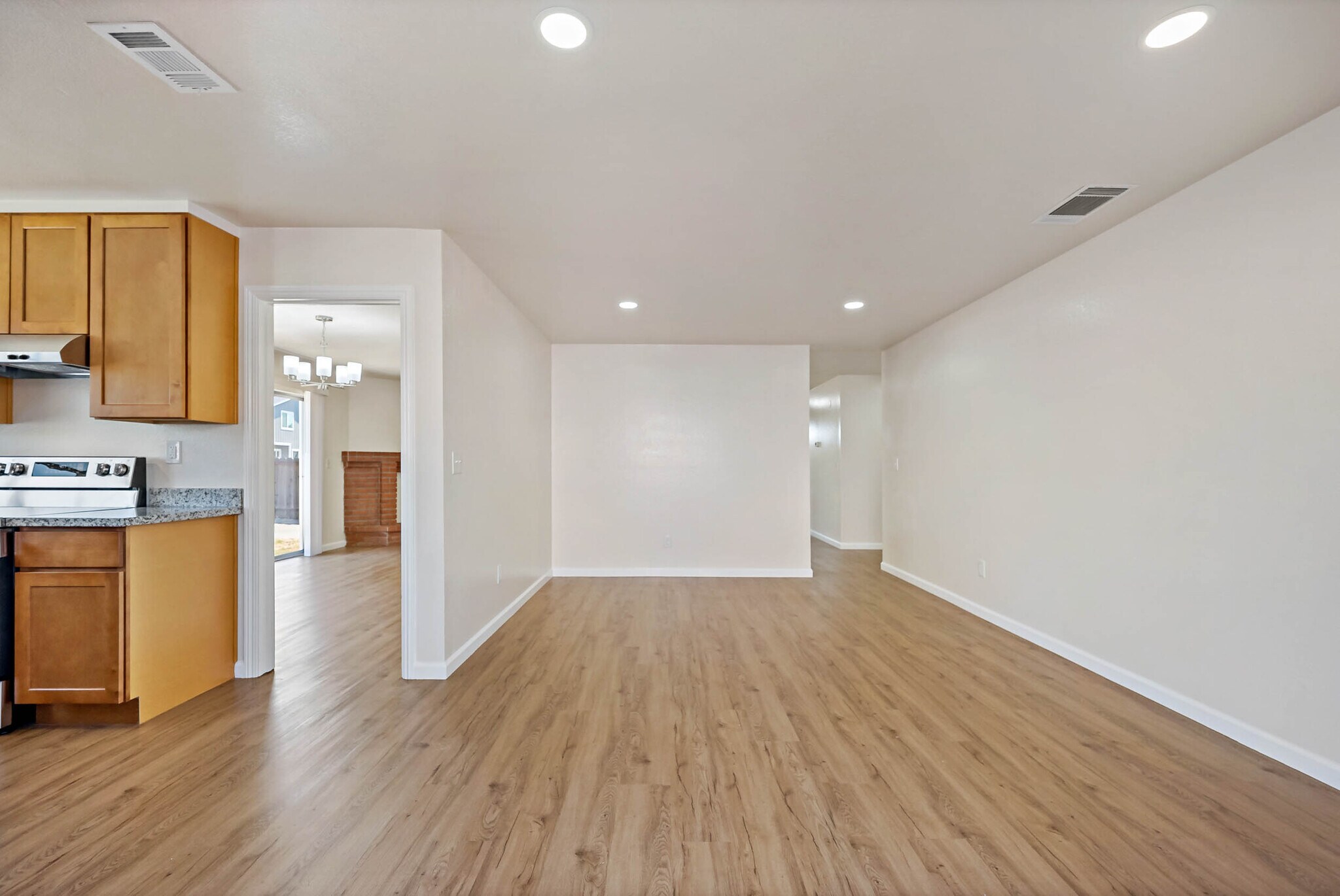 Building Photo - 1401 Prospect Way