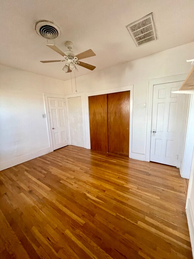 Building Photo - Girard UNM