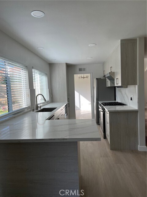 Building Photo - 907 Bolker Way