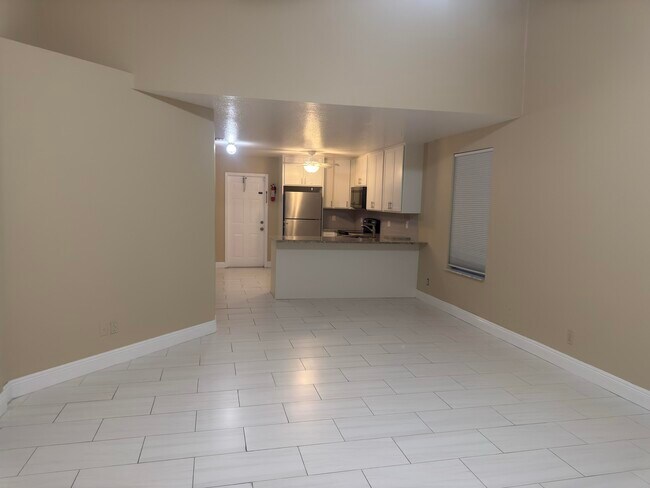 Building Photo - 13616 Yarmouth Ct