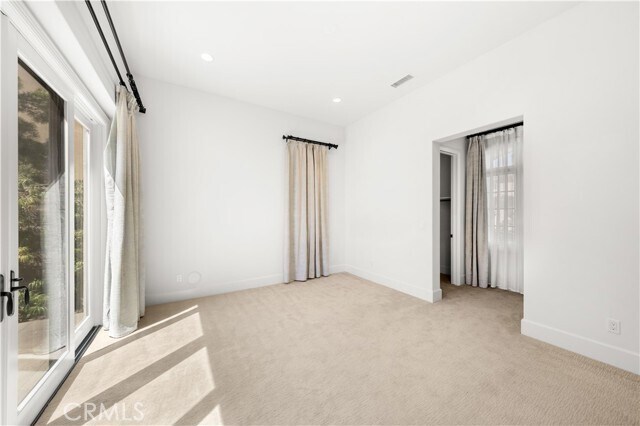 Building Photo - 106 Heavenly