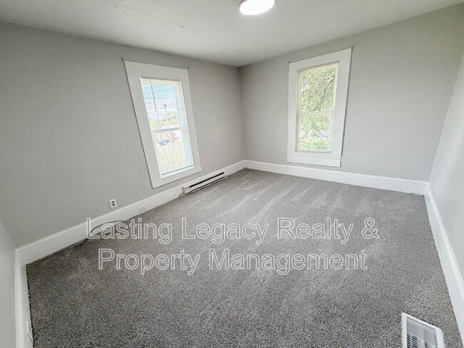 Building Photo - 212 N Laura Wall Blvd