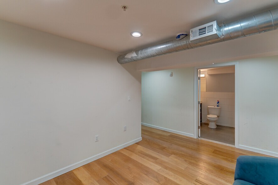 Building Photo - 58 Dixwell Ave