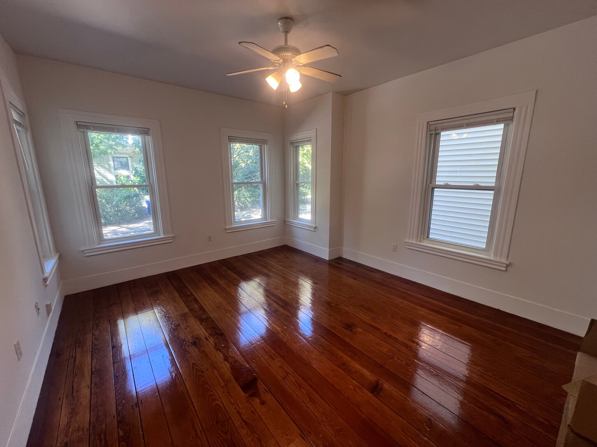 Building Photo - 58 Brookside Ave