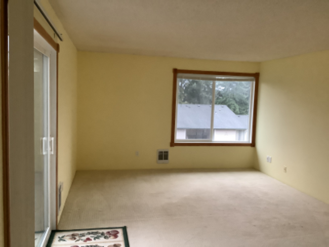 Building Photo - 17431 Ambaum Blvd S