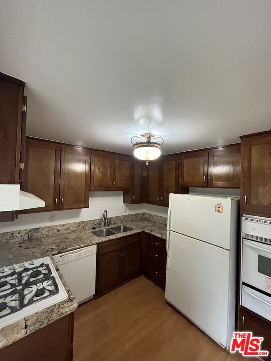 Building Photo - 430 S Maple Dr