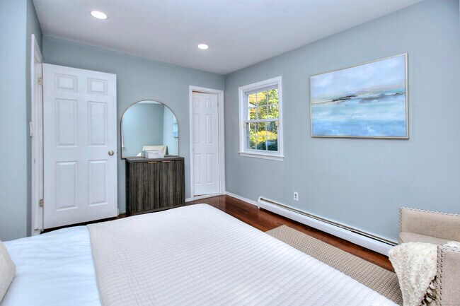 Building Photo - 19 Woodchuck Ct