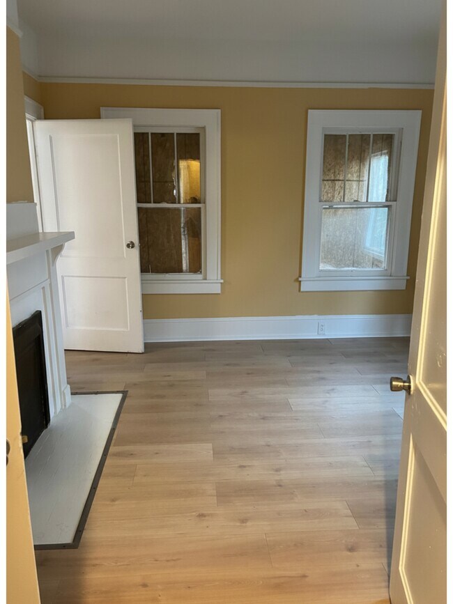 Building Photo - 1013 Edna Pl