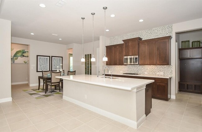 Building Photo - 20310 Corbin Creek Dr