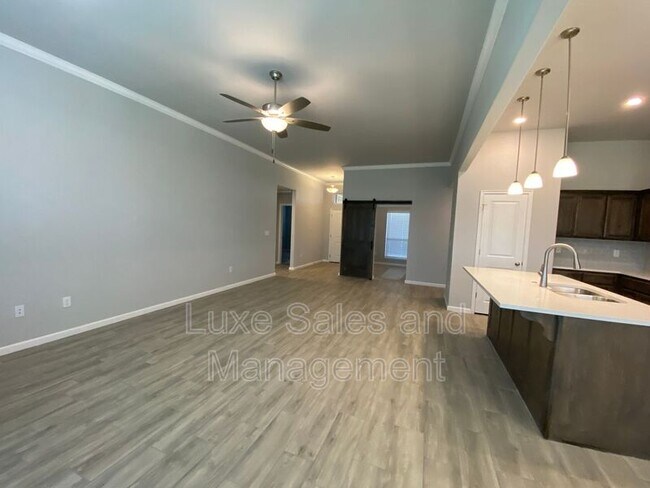 Building Photo - 8513 NW 77th Pl