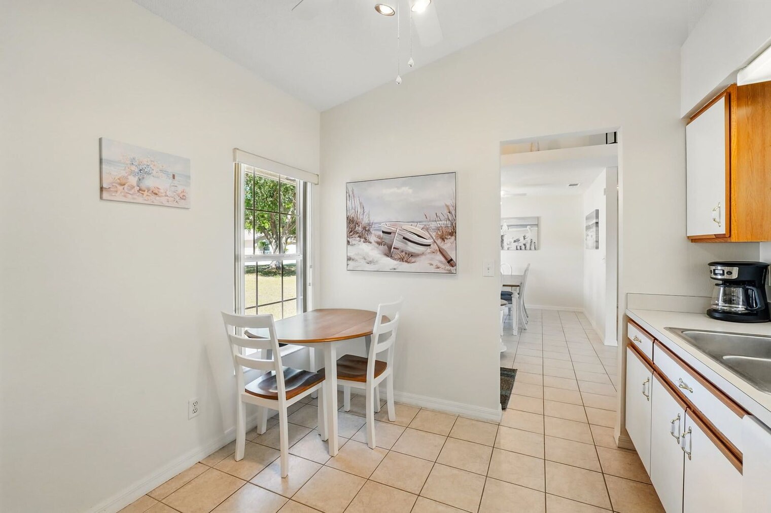 Building Photo - 15013 Margaux Dr