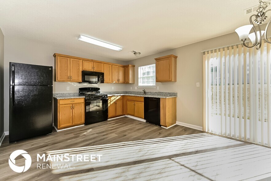 Building Photo - 2811 Amerson Way