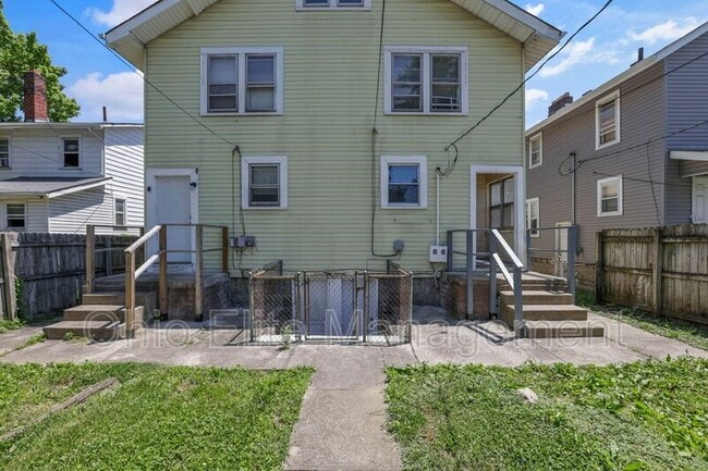 Building Photo - 43 N Chase Ave