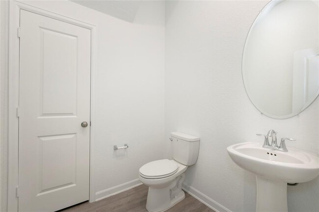 Building Photo - 4022 Balboa Dr
