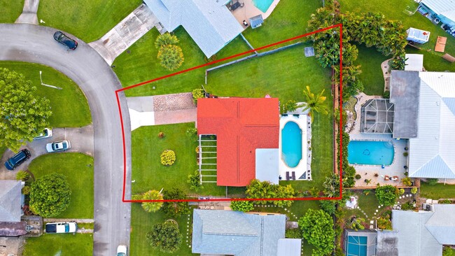 Building Photo - 3931 Flag Dr