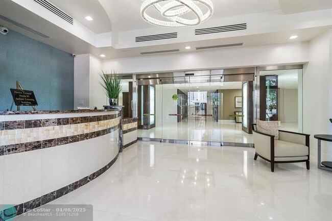 Building Photo - 3500 Galt Ocean Dr