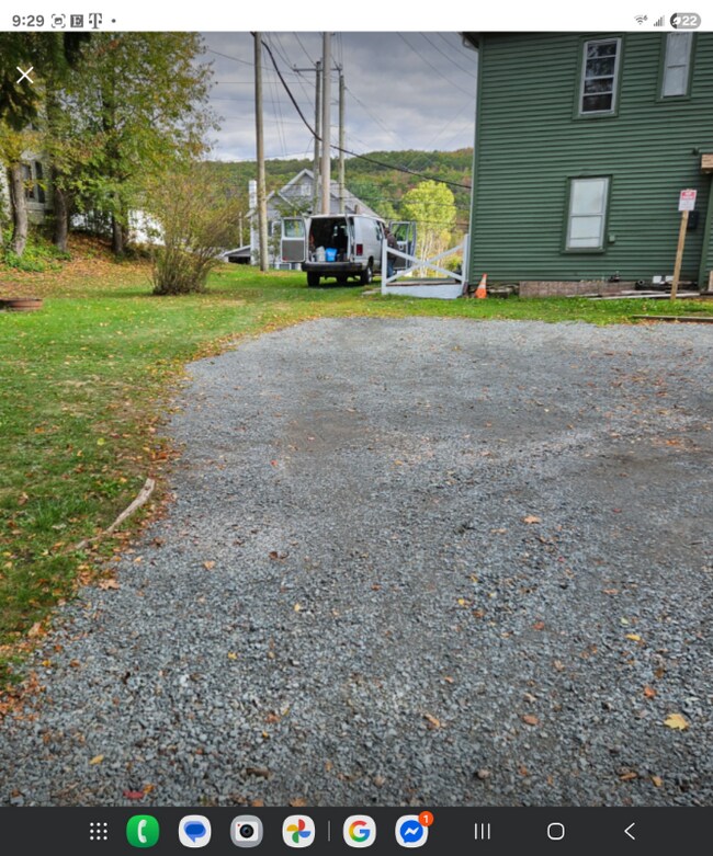 Building Photo - 107 Canaan St