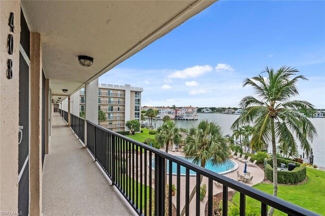 Building Photo - 3500 Gulf Shore Blvd N