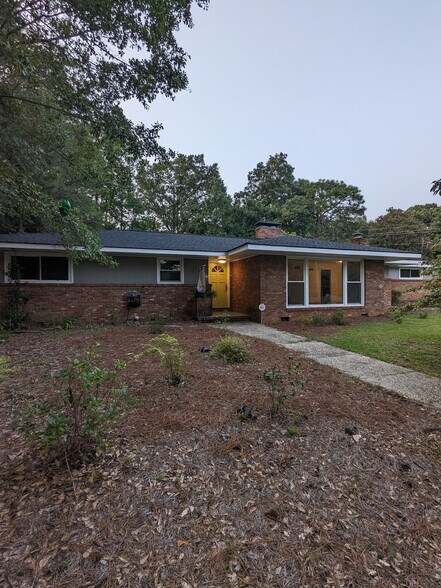 Primary Photo - 2208 Westhaven Dr