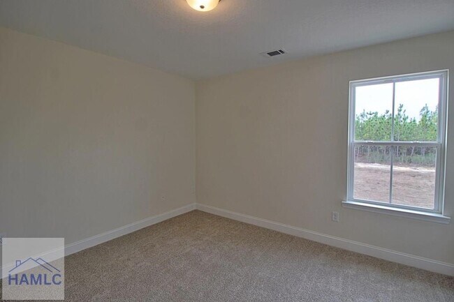 Building Photo - 149 W Franklin St