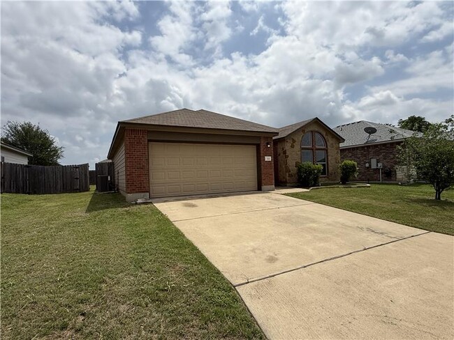 Building Photo - 531 Parkfield Ln