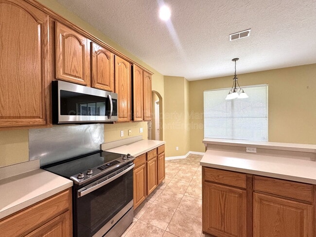 Building Photo - 10118 Shortwood Ln