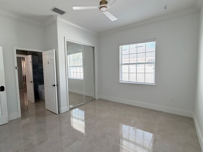 Building Photo - 2006 Pirie Pl