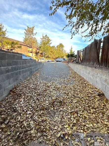 Building Photo - 1330 Buena Vista Ave