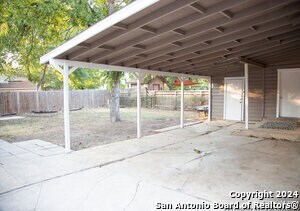 Building Photo - 219 N San Horacio Ave