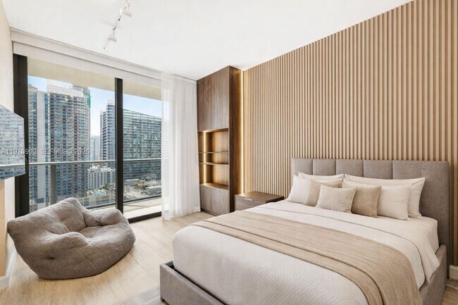 Building Photo - 45 SW 9th St