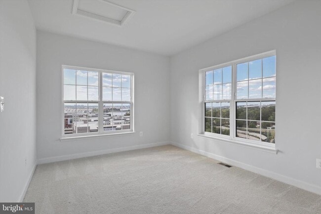 Building Photo - 501 Triggerfish Dr