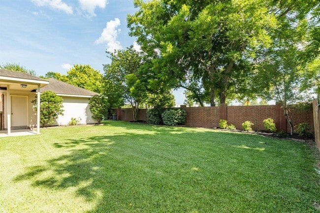 Building Photo - 6414 Canyon Pointe Ln
