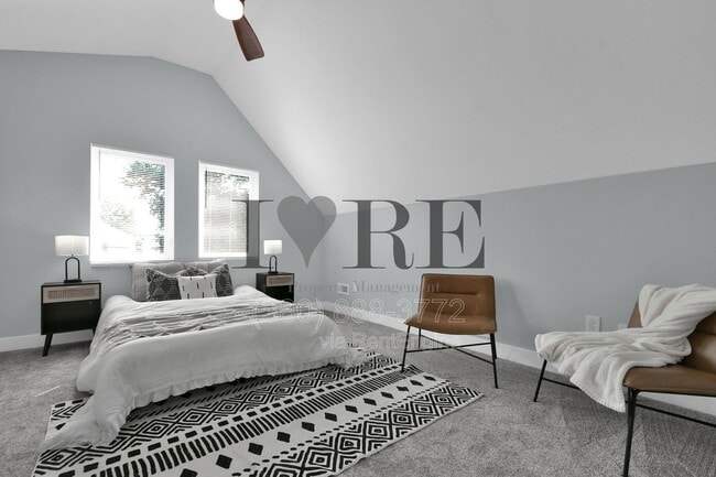 Building Photo - 429 E Mithoff St