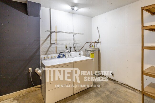Building Photo - 7586 Waterwillow Dr