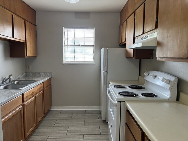 Building Photo - 4260 US-90