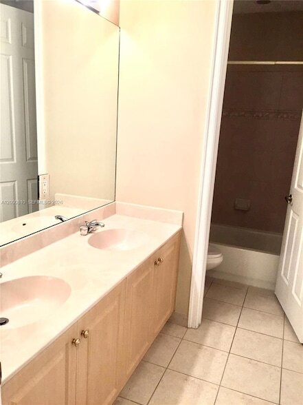 Building Photo - 7477 NW 114th Terrace