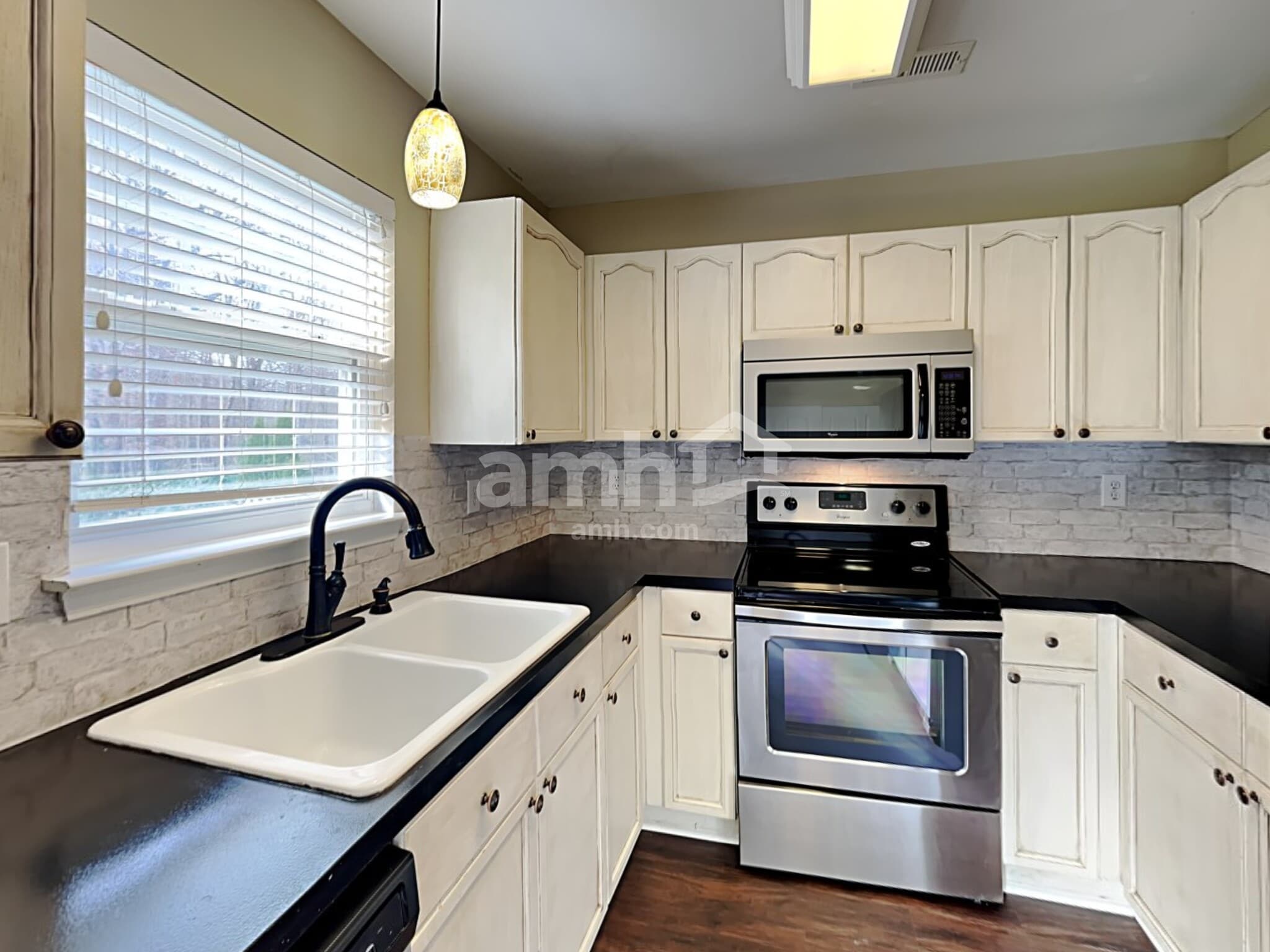 Building Photo - 7528 Prairie Rose Ln