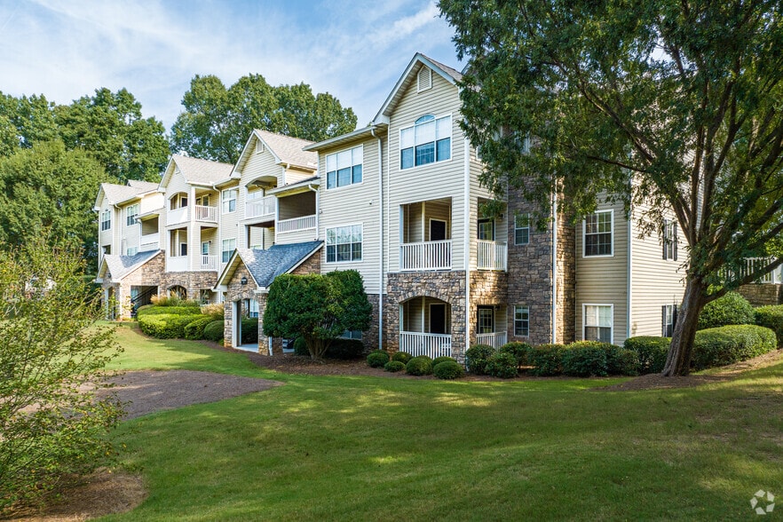 Primary Photo - Welcome to Walden Ridge Apartments!