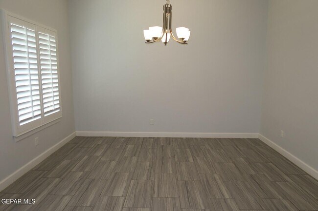Building Photo - 13153 Cozy Cove Ave