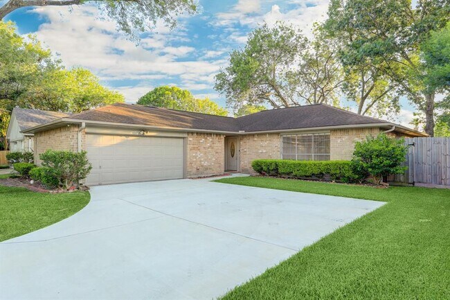 Primary Photo - 219 Greenshire Dr
