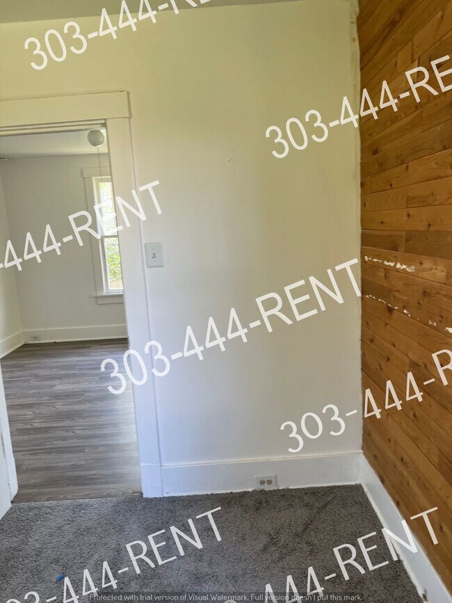 Building Photo - 3-Bed Ranch Home Minutes from Downtown Denver