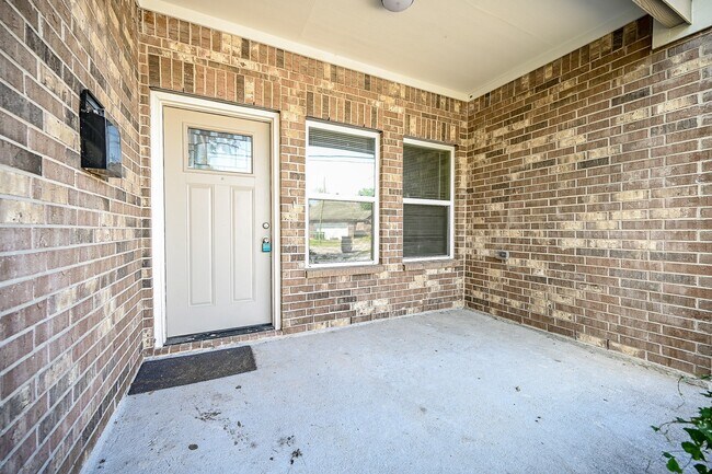 Building Photo - 4632 Galesburg St