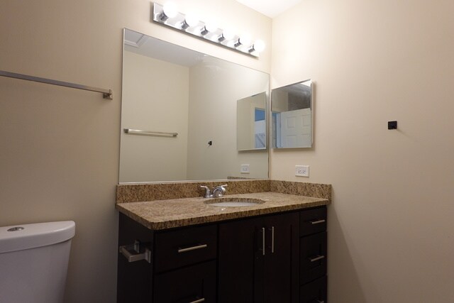 Building Photo - 1070 Woodhill Ct