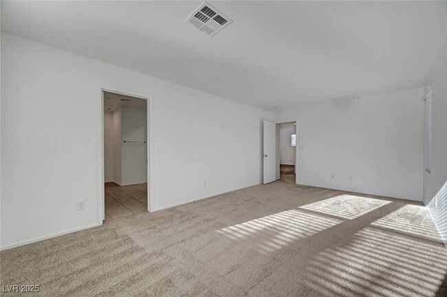 Building Photo - 2431 Lilac Cove St