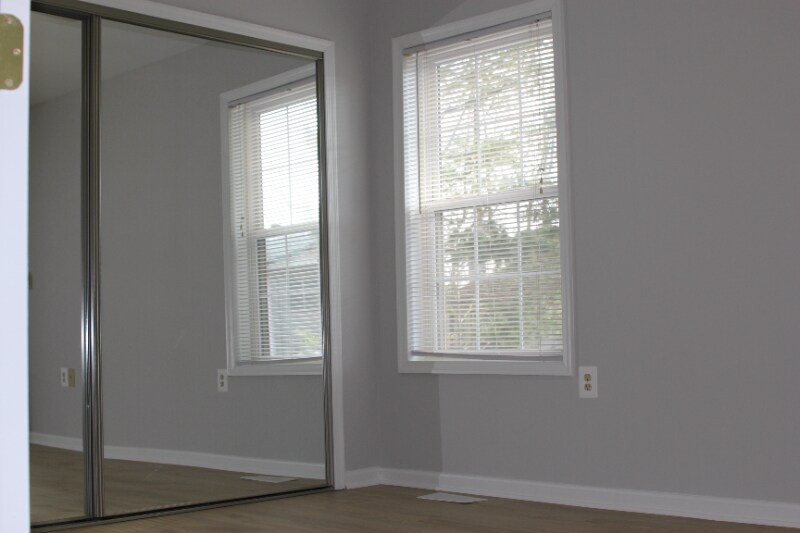 Building Photo - 2990 Mission Square Dr