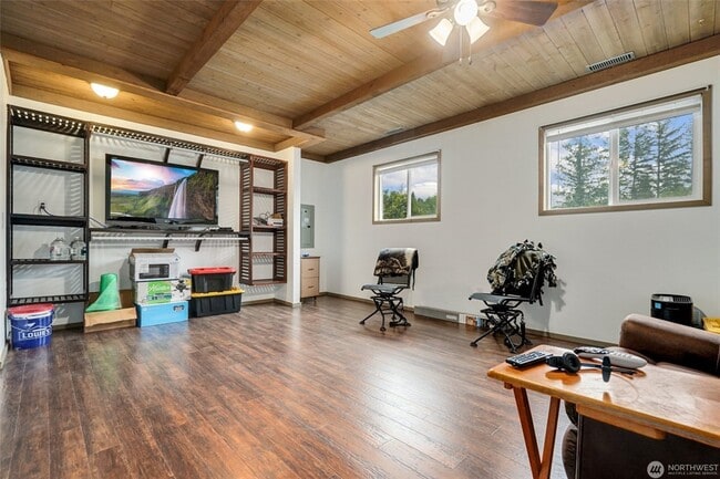 Building Photo - 16107 Goldbar Blvd