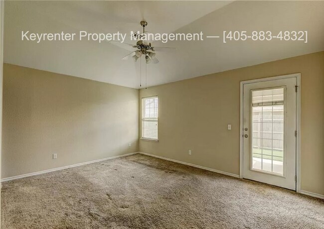 Building Photo - Gorgeous 3 bedroom 2 Bath and 2 Car Home in the Heart of Yukon