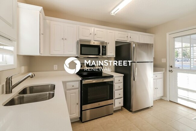 Building Photo - 502 Sommerset Dr