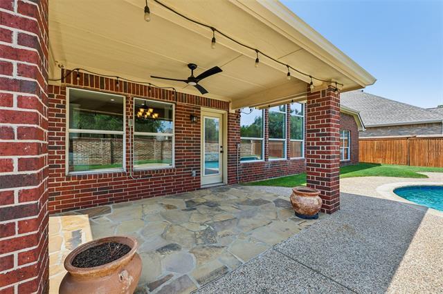 Building Photo - 8330 Elena Dr