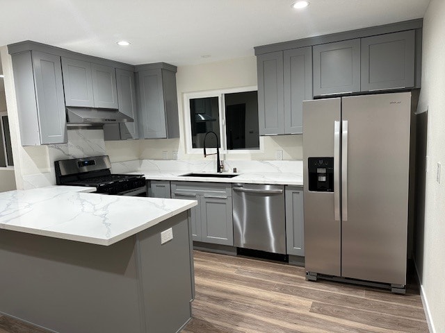 Building Photo - 3942 Manzanita Dr